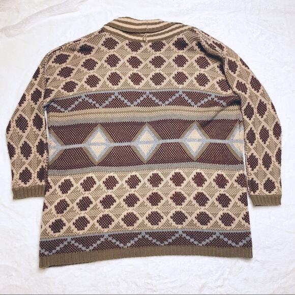 ENTRO Aztec Print Boho Tan Long Cardigan Sweater size Medium - Picture 4 of 9
